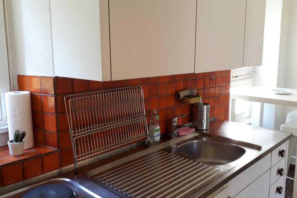 Parking Voiture & Appartement 2Pcs Lausanne Centre المظهر الخارجي الصورة