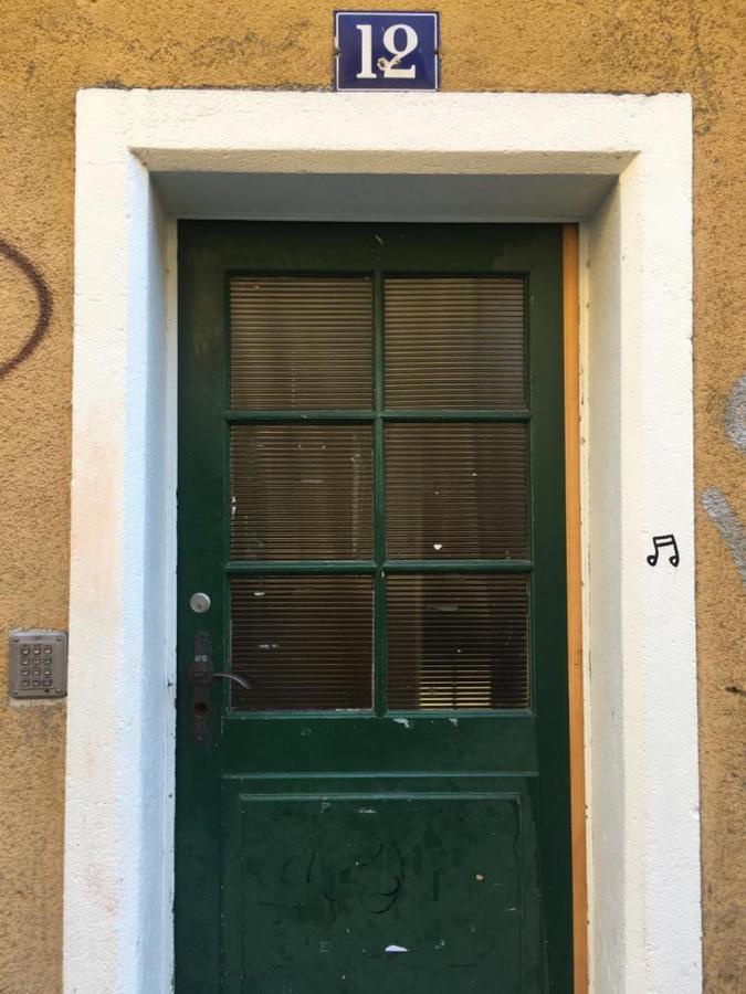 Parking Voiture & Appartement 2Pcs Lausanne Centre المظهر الخارجي الصورة